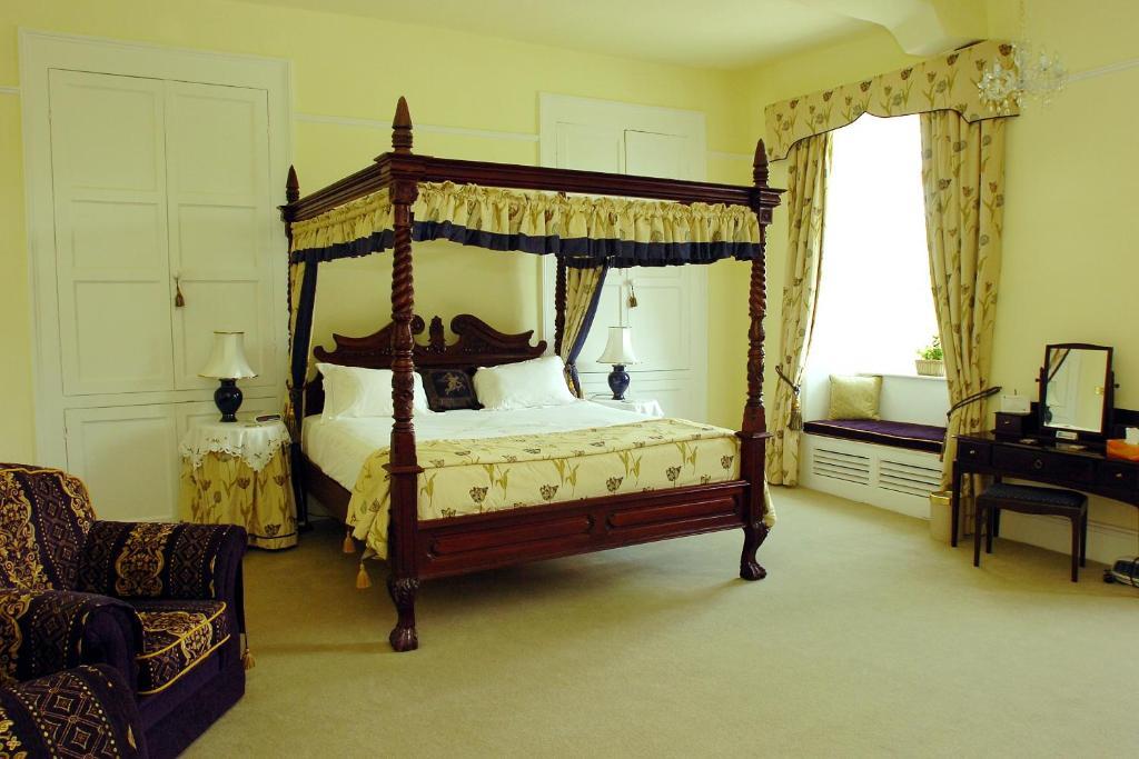 Moresby Hall Room photo